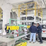 W fabryce naszego klienta rozpoczynają pracę dwie jednostki automatycznej linii ważącej, pakującej i paletyzującej karmę dla zwierząt o wadze 25 kg